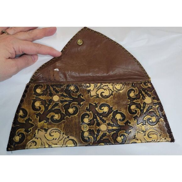 Inherited Leather Bag Wallet Clutch Engraved Scroll Metalic 10x4.5 - Picture 2 of 8